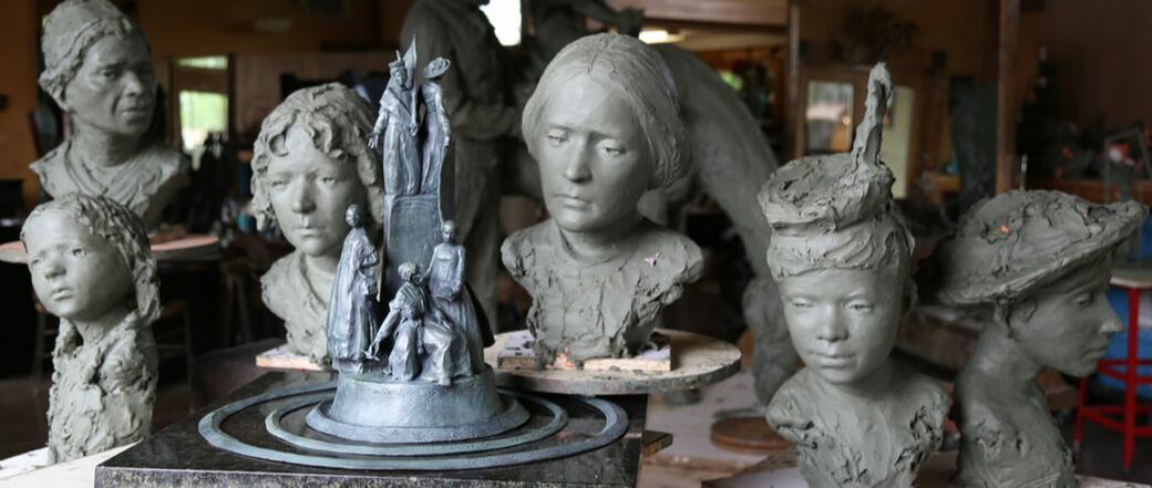 Proceeds from the maquette sales make the monument possible. Please contact the National Sculptors' Guild to be part of the circle. 